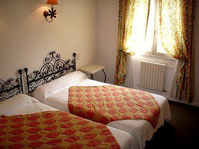 Logis - Restaurant Du Midi Hotel