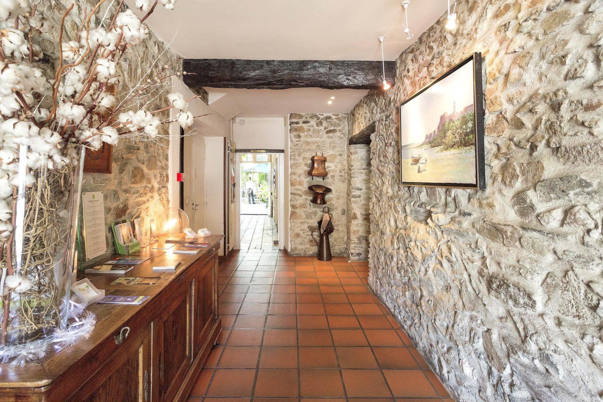 Logis - Restaurant Du Midi 3* Revel (Haute-Garonne)
